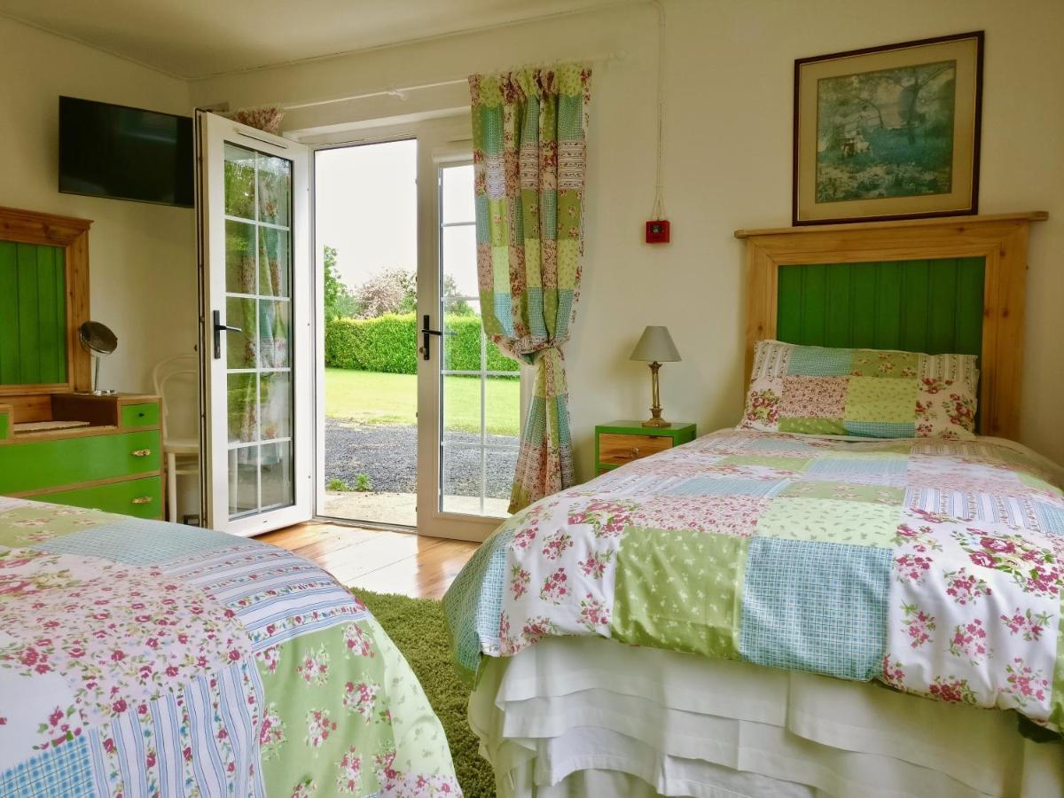Oakfield B&B Lisburn Esterno foto