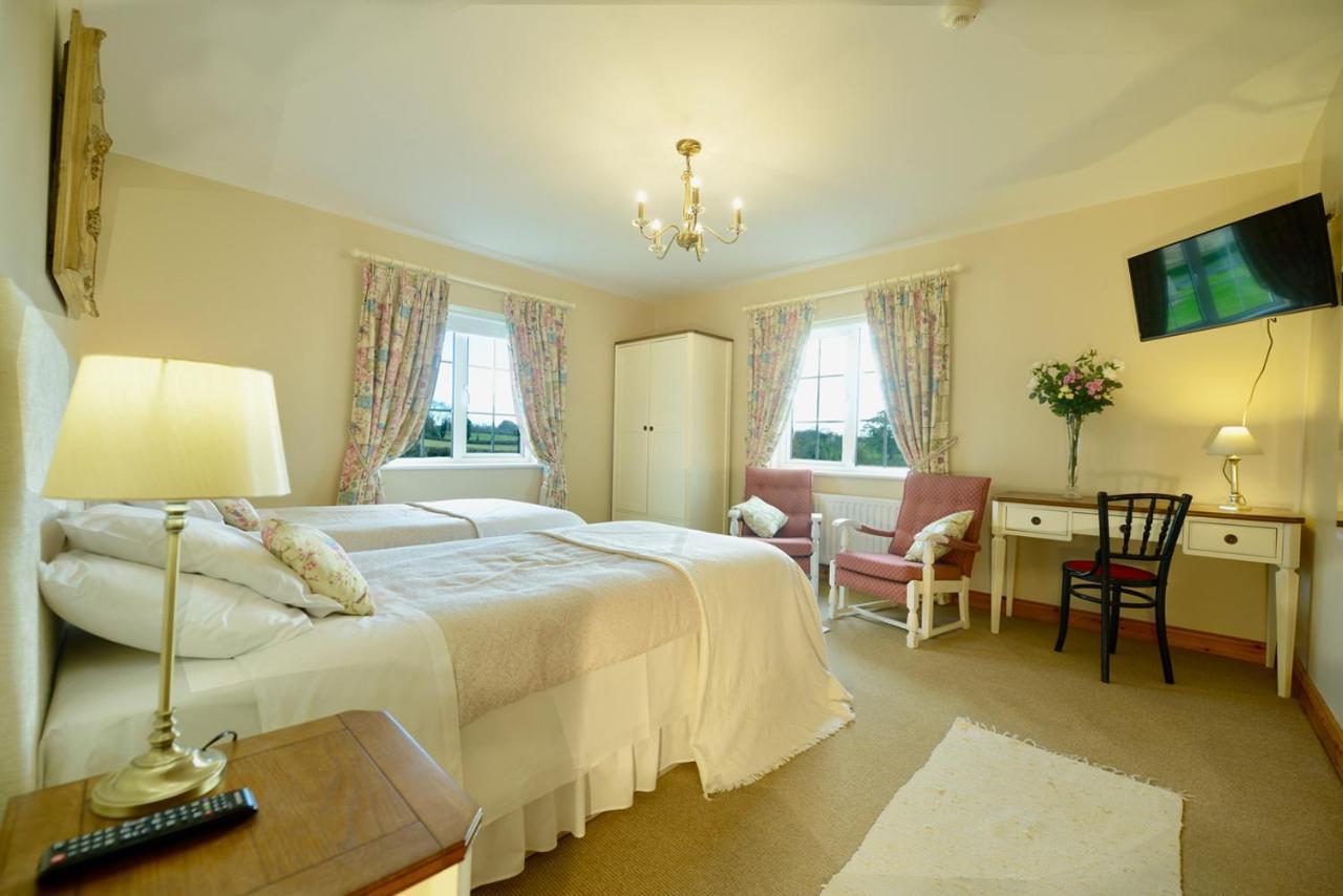Oakfield B&B Lisburn Esterno foto