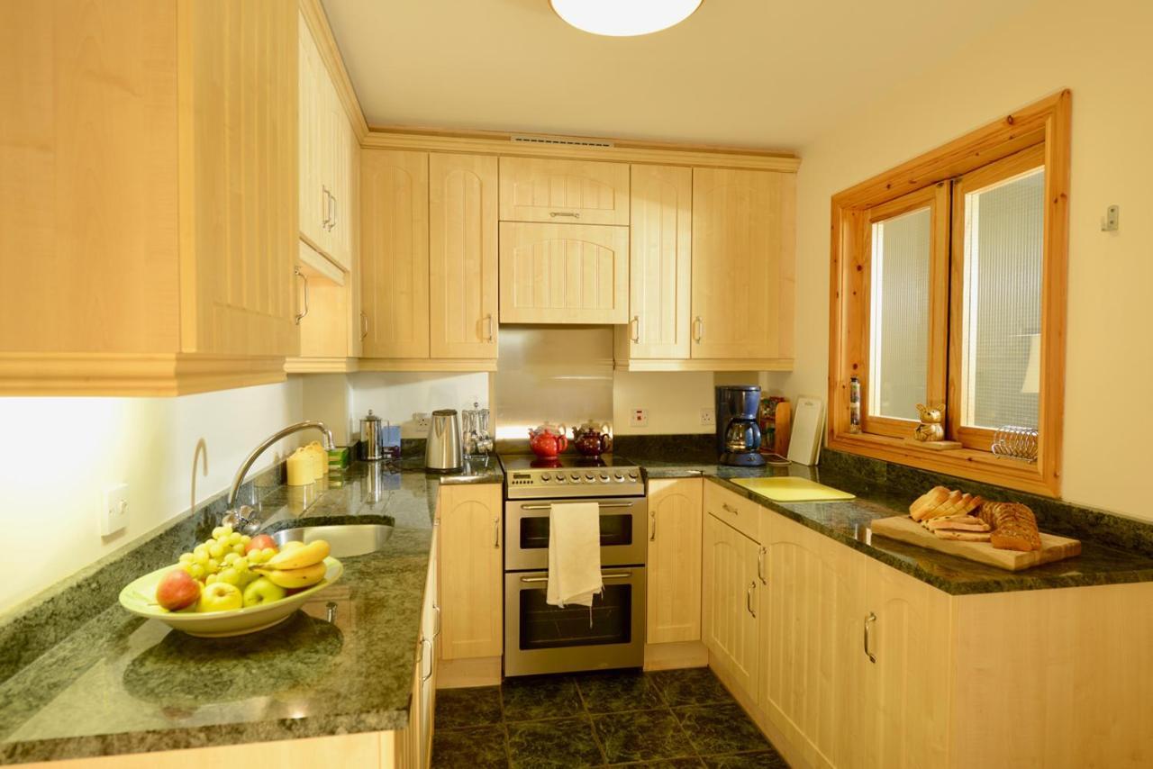 Oakfield B&B Lisburn Esterno foto